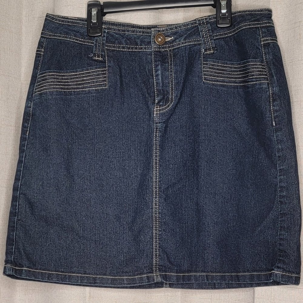 Mid-thigh length Denim skirt Size 8